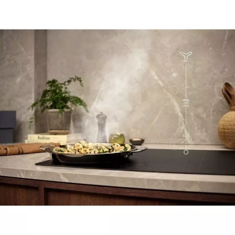 Electrolux CFG526R nero 450 m³/h