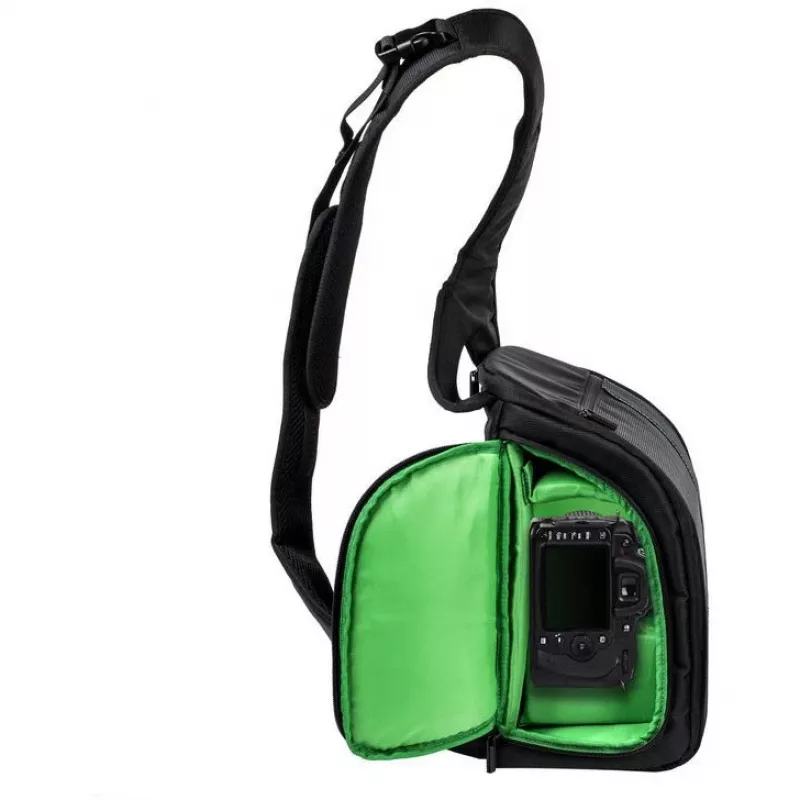 Borsa sling Rivacase 7470 nero