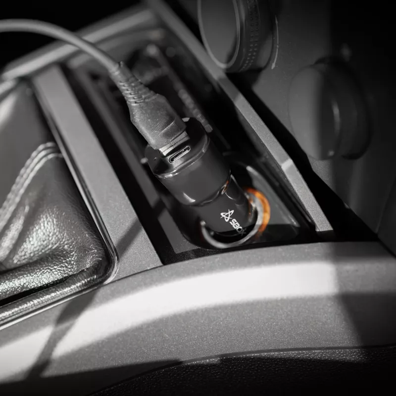 Caricabatterie da auto SBOX CC-038 38W nero — alimentatore dual-USB per veicoli