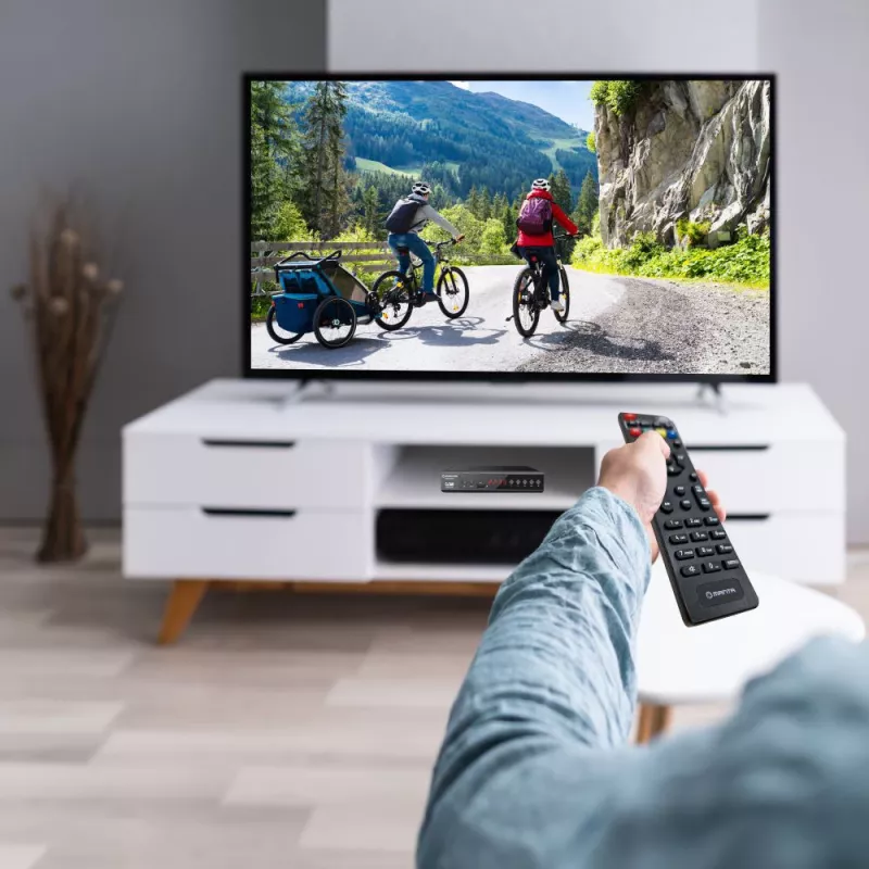 Ricevitore TV digitale MANTA DVBT025PRO supporto DVB-T2 Full HD registrazione USB