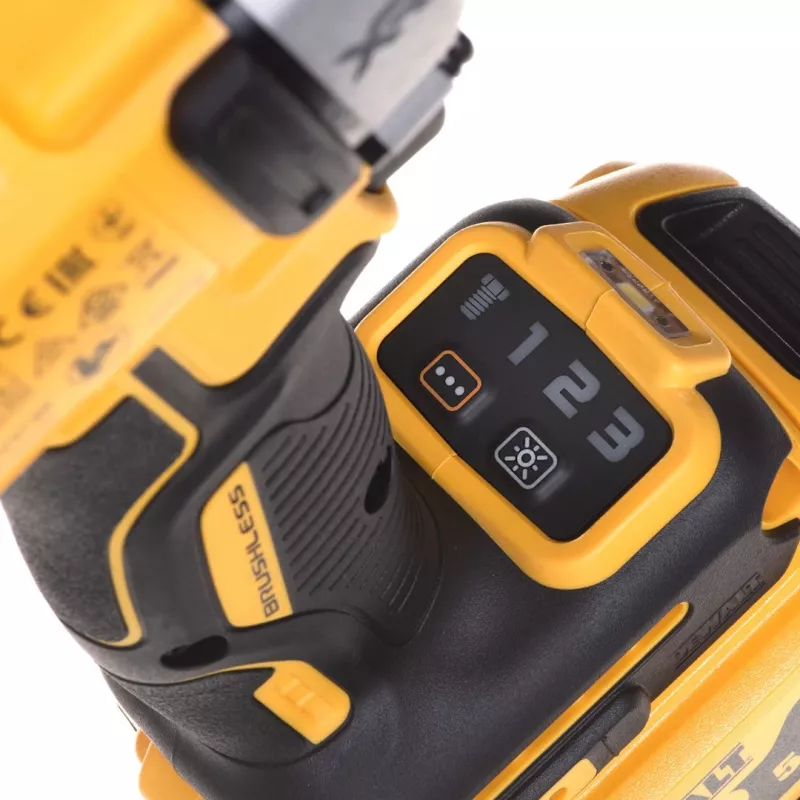 Avvitatore a impulsi DeWalt DCF892P2T-QW