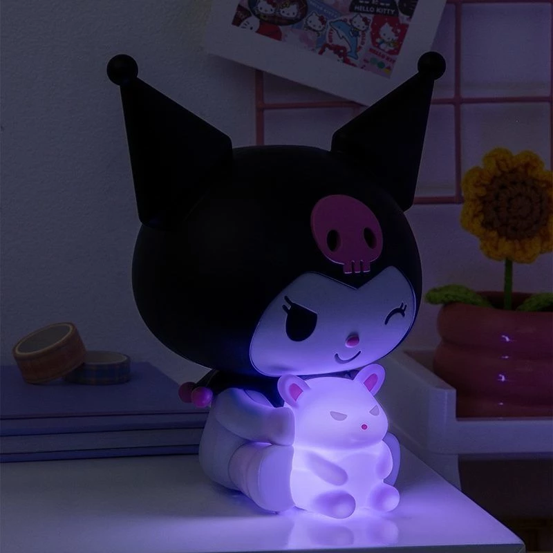 Luce notturna da tavolo Paladone Hello Kitty Kuromi GloBuddies modello PP14396KUR