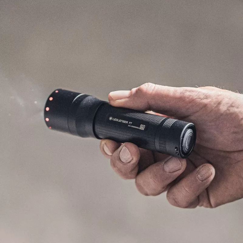 Ledlenser P7 nero torcia a mano LED