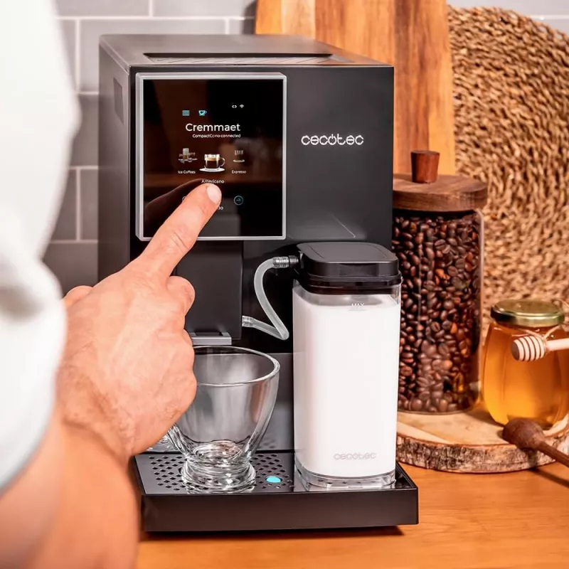 Macchina per espresso CECOTEC Cremmaet Compactccino Connected 1460W nero