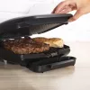 Grill elettrico Petra PT4366MBLKVDE nero con rivestimento antiaderente e temperatura regolabile
