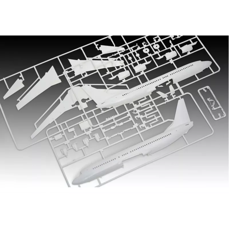Modellino aereo in plastica REVELL Boeing 737-800 Turkish Air scala 1:144