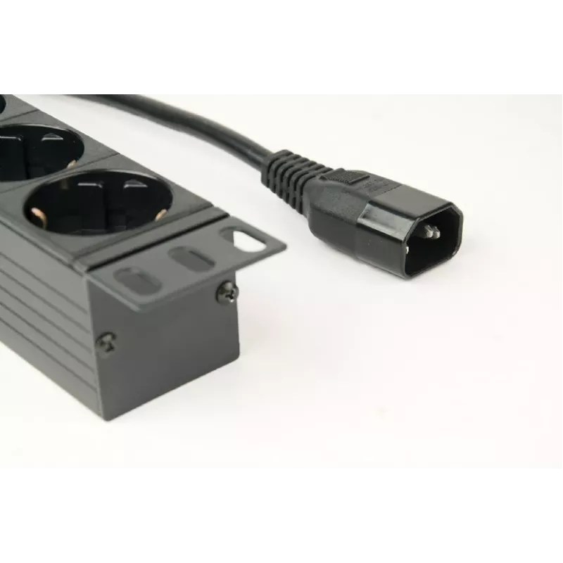 Power Distribution Unit GEMBIRD EG-PDU-014-C14, 8 uscite AC, ingresso C14, cavo 3 m, 1U, 3680 W, 10 A, alluminio, nero