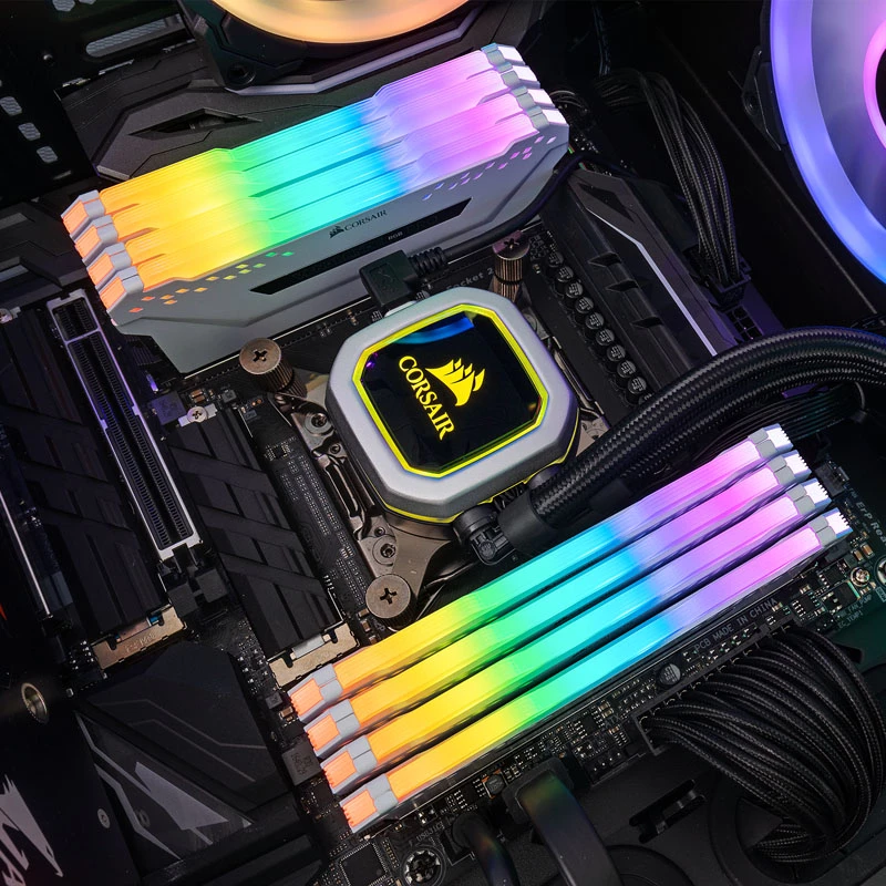 Kit di espansione luce RGB universale per case PC Corsair CMWLEKIT2W
