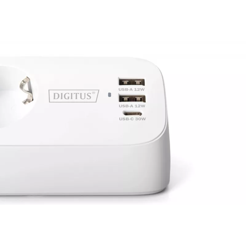 Ciabatta DIGITUS 3 prese con 2×USB-A e 1×USB-C, 3 prese AC tipo E/F, cavo 1,5 m, bianco