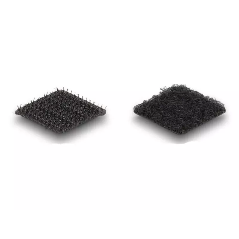 Punti in velcro DeLOCK quadrati autoadesivi 64 pezzi nero