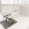 Macchina per cucire SINGER Quantum Stylist 9960 — 600 punti, 13 programmi automatici per asole, sistema a braccio libero