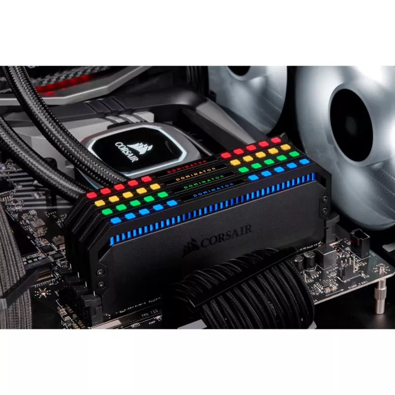 DIMM 16 GB DDR4-3200 2x 8 GB dual kit ottimizzato per AMD nero Dominator Platinum RGB INTEL XMP