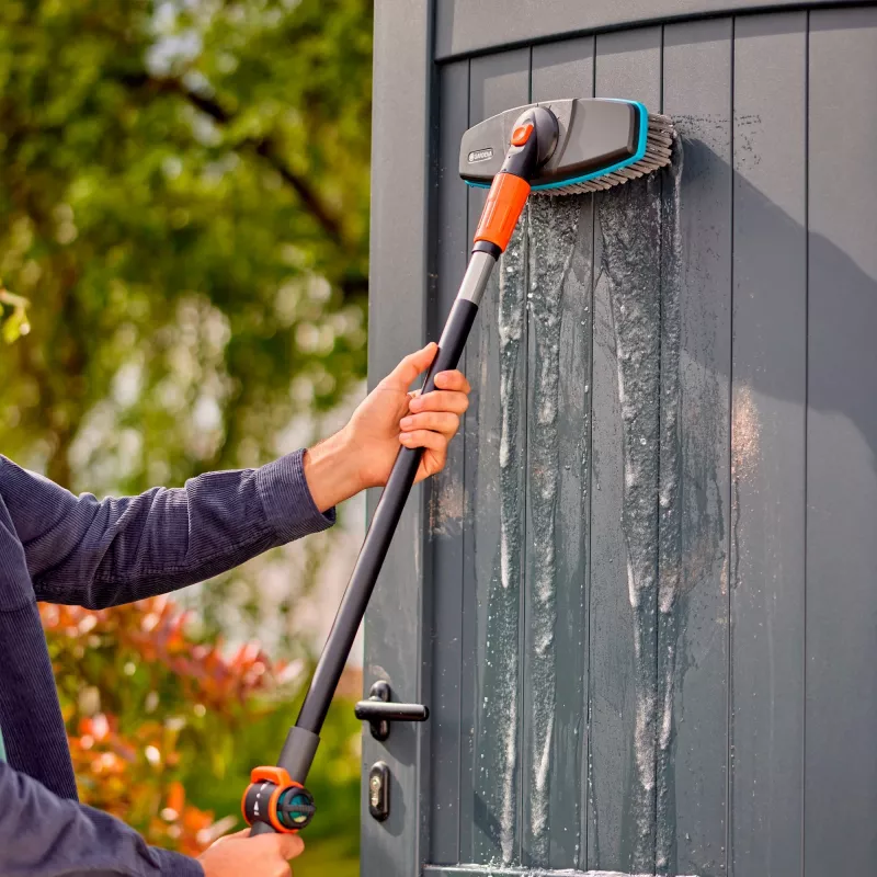 Gardena Cleansystem spazzola con manico soft, 18810-20