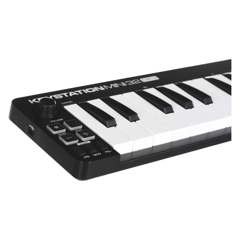 M-AUDIO Keystation Mini 32 MK3 Tastiera MIDI 32 tasti USB nero, bianco