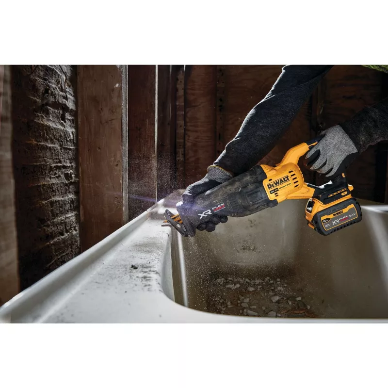 DeWalt DCS386 18v XR sega a gattuccio senza fili brushless FLEXVOLT ad alte prestazioni