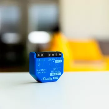 1 GEN3 relè intelligente Wi-Fi con contatto secco interruttore domotico compatibile con Al - Shelly