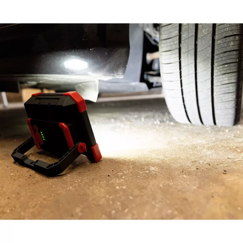 Wiha 45698 faro da lavoro a batteria, 30 W, nero/rosso