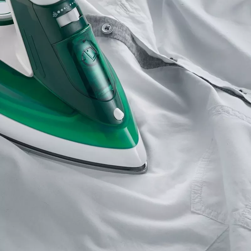 Severin BA 3261 ferro da stiro ferro da stiro a vapore piastra in ceramica 2400 W bianco, verde