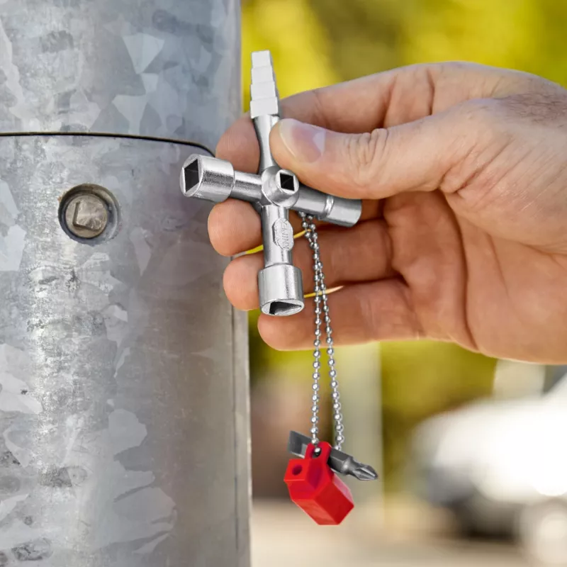 Knipex 00 11 04 chiave universale per quadri elettrici