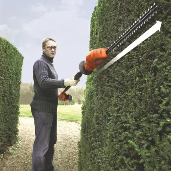 Tagliasiepi Black & Decker GTC1843L20-QW doppia lama 3,2 kg