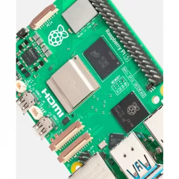 Single-board computer Raspberry Pi 5 2GB RAM di Raspberry — scheda di sviluppo compatta, SBC a basso consumo
