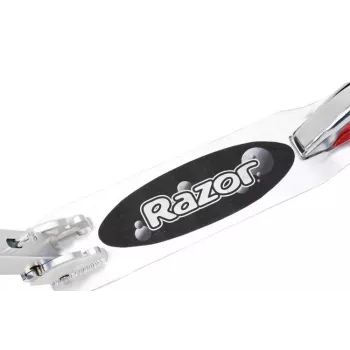 Monopattino Razor A5 Lux — alluminio, ruote in poliuretano da 20 cm, pieghevole, altezza regolabile, carico max 100 kg, nero