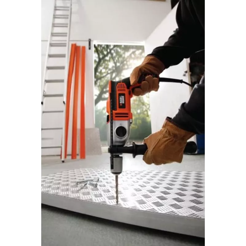 Trapano a percussione 1100W 13mm BLACK+DECKER