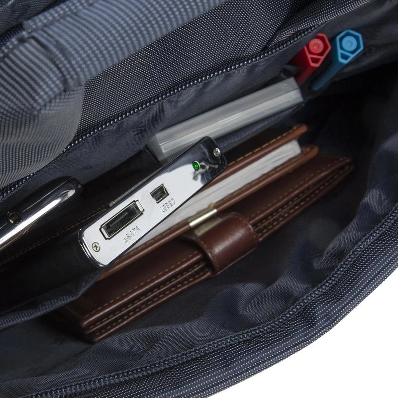 Borsa a tracolla Rivacase 8221 per laptop fino a 33,8 cm (13,3 inch) – poliestere, 0,53 kg