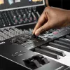 Controller tastiera MIDI M-Audio Oxygen Pro 49 — 49 tasti, 16 pad, 9 fader, display OLED, USB, MIDI-Out