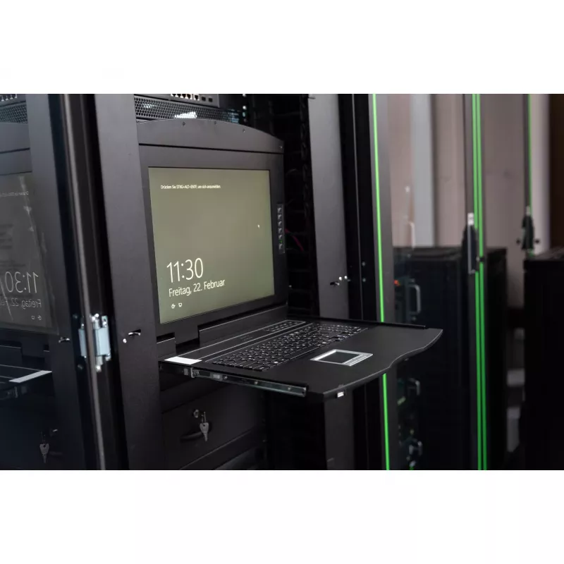 Console KVM Digitus 19 pollici HD LCD 16-Port VGA tastiera tedesca