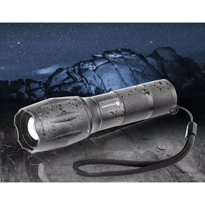 Torcia everActive FL600 — 600 lm, 10 W, corpo in alluminio, IPX4, 130 mm, 3×AAA, rossa