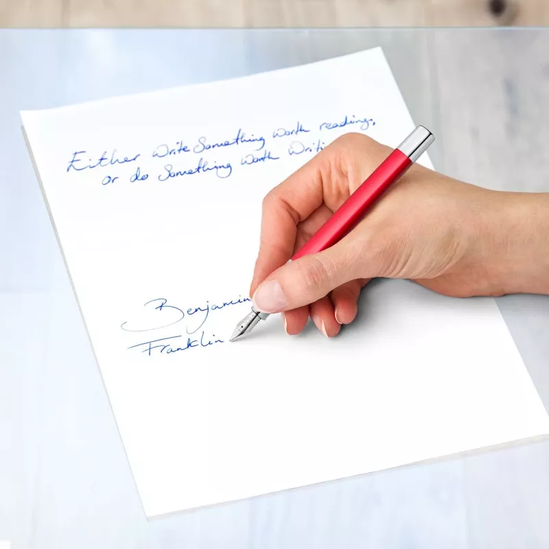 Penna stilografica Staedtler Triplus 474 rosso
