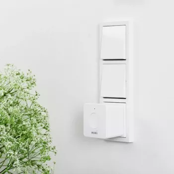 Ripetitore di segnale wireless per smart home NUKI Bridge — Bluetooth/WLAN, 230V, portata fino a 10 m, 60×60×50 mm, bianco
