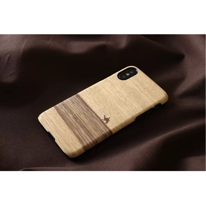 Cover protettiva MAN&WOOD per iPhone X/XS – Terra nero, retro protettivo