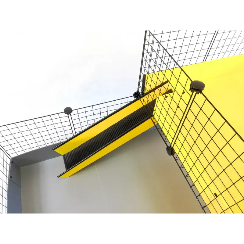 Gabbia modulare C&C a un piano 4x2 + soppalco 2x1 + rampa nera