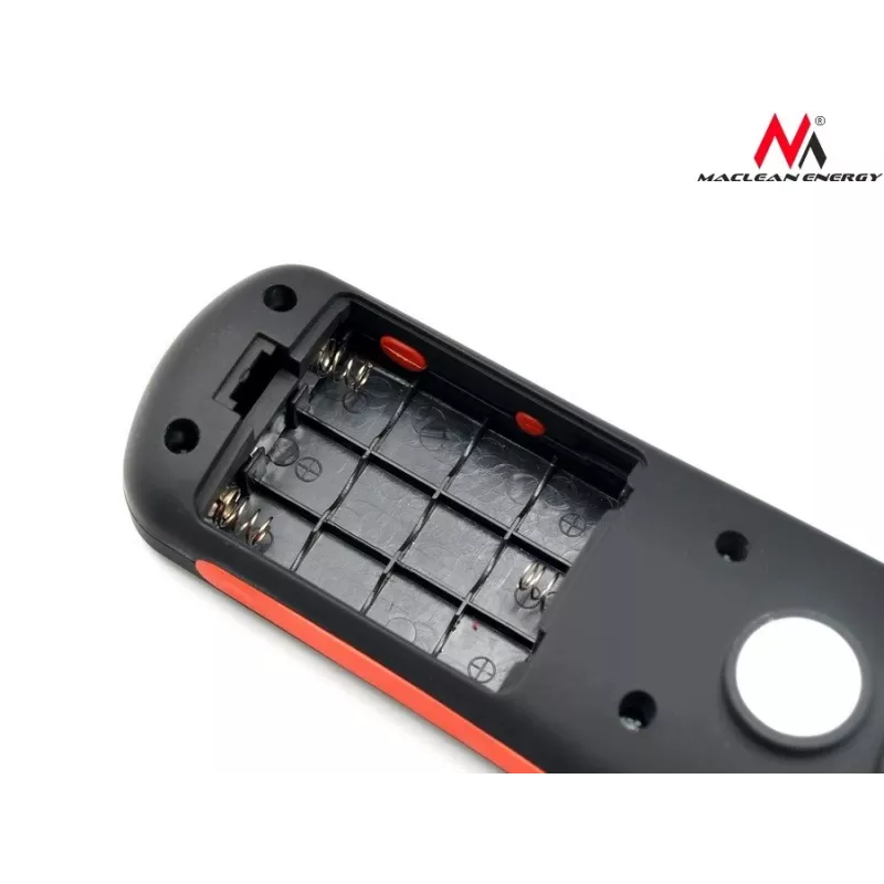 Lampada da officina MACLEAN MCE03 — 24 LED, base magnetica e gancio, a batteria (3×AAA)