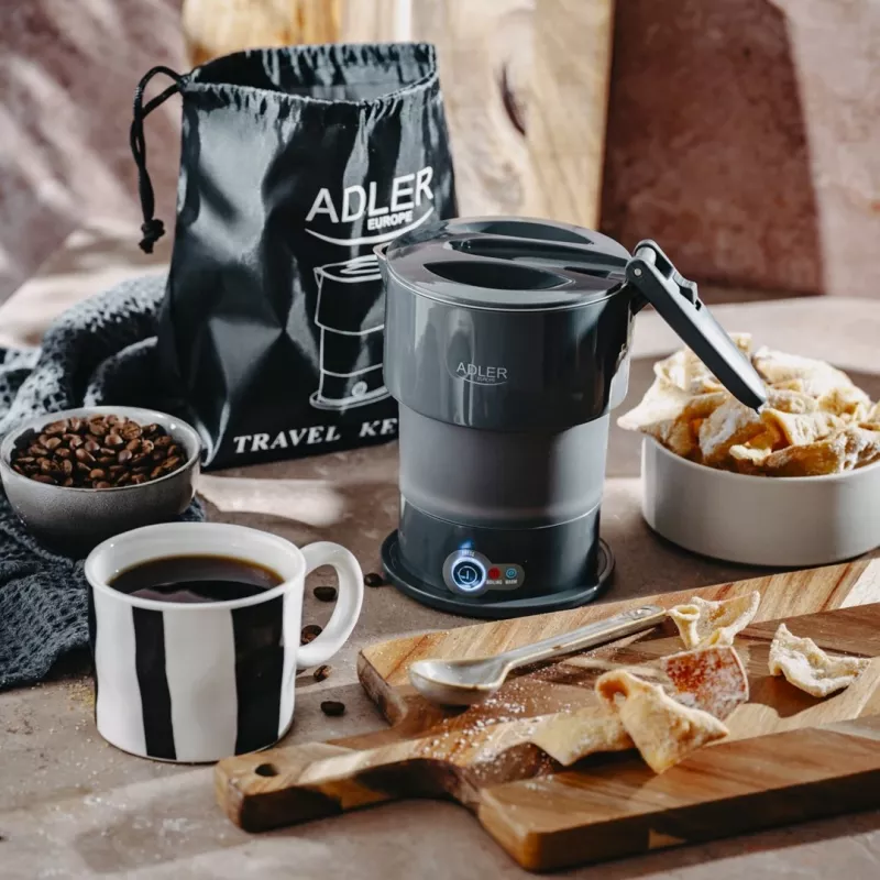 Bollitore elettrico Adler AD 1377G, capacità 0,6 L, 600 W, grigio, plastica/silicone/acciaio inox