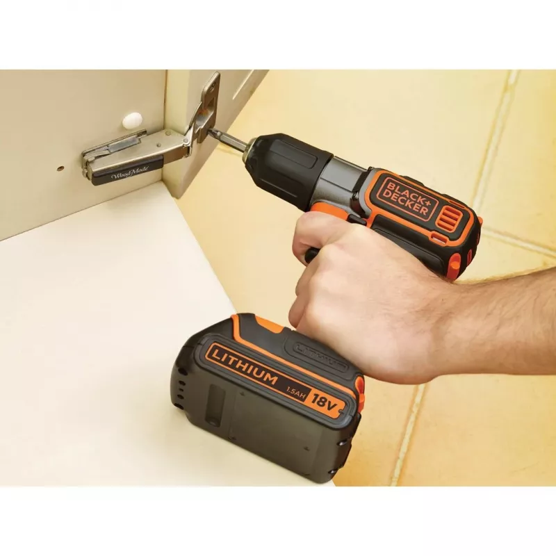 Trapano Black & Decker ASD18K-QW, senza chiave, 1,5 Ah, nero/arancione