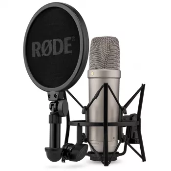 Microfono a condensatore da studio RØDE NT1-A 5th Gen — caratteristica cardioide, XLR/USB, 24/32 bit, fino a 192 kHz, SPL max 142 dB, argento