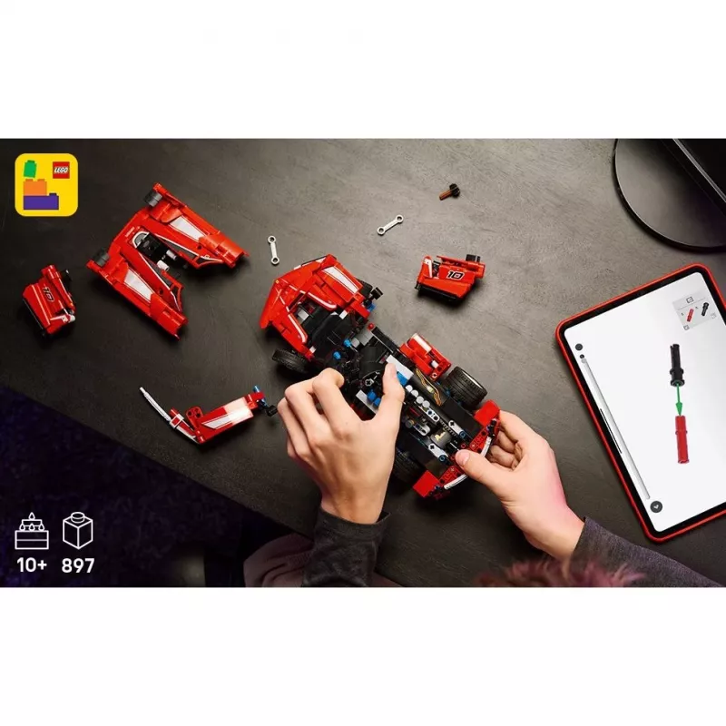 LEGO Technic Ferrari FXX K modello in scala 1:10, 897 pezzi, da 10 anni