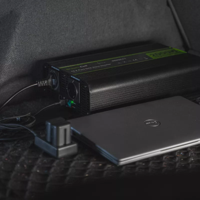 Inverter di potenza 12V 150W/300W mod sin