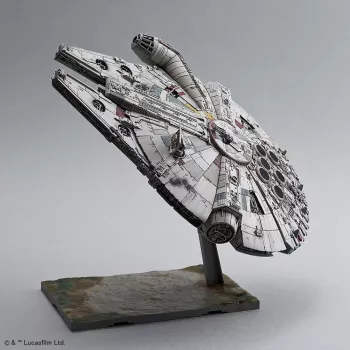 Kit modellino REVELL Millennium Falcon scala 1:144 — kit in plastica astronave