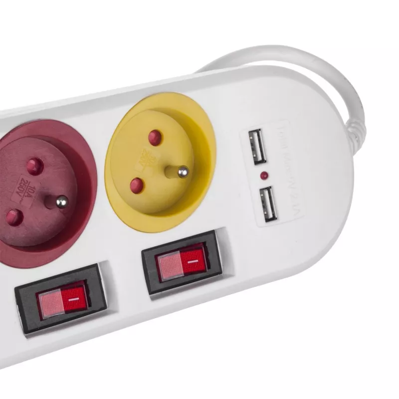 Ciabatta MACLEAN MCE229W — 4 prese, 2× USB, cavo 1,5 m, tipo F, 10 A, bianco
