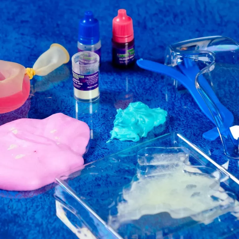 Kit scientifico Liscianigiochi Crazy Science Slime al buio 304-PL89239 — set di esperimenti con slime che brilla al buio