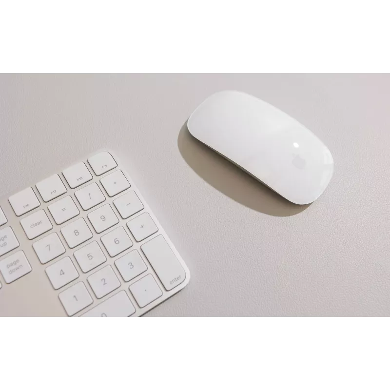 Twelve South DeskPad - sottomano in pelle vegana