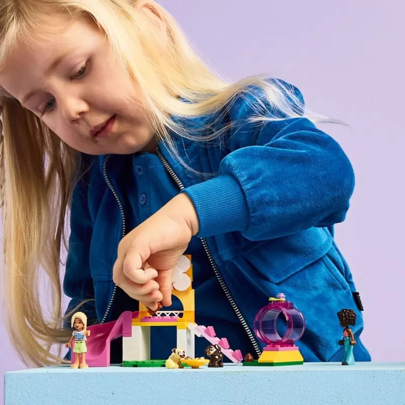 Giocattolo da costruzione LEGO Friends Parco giochi per cuccioli set 42665, 66 pezzi, 2 minifigure, età 4+