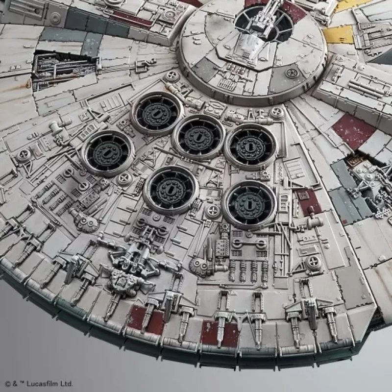 Kit modellino REVELL Millennium Falcon scala 1:144 — kit in plastica astronave