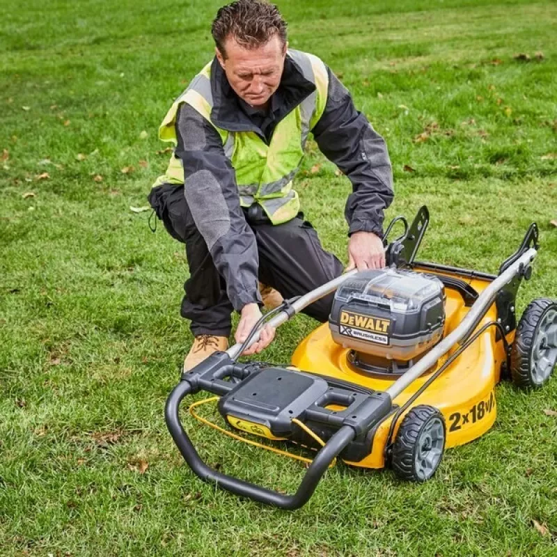 DeWALT DCMW564P2-QW tagliaerba a spinta