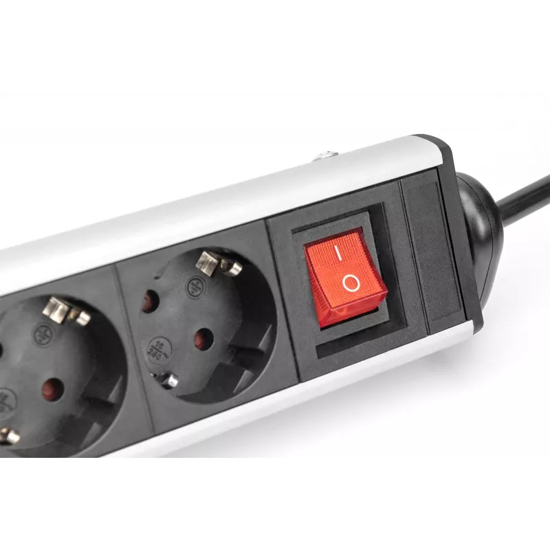 Digitus ciabatta da ufficio 6 prese con 3 porte USB cavo 1,5 m