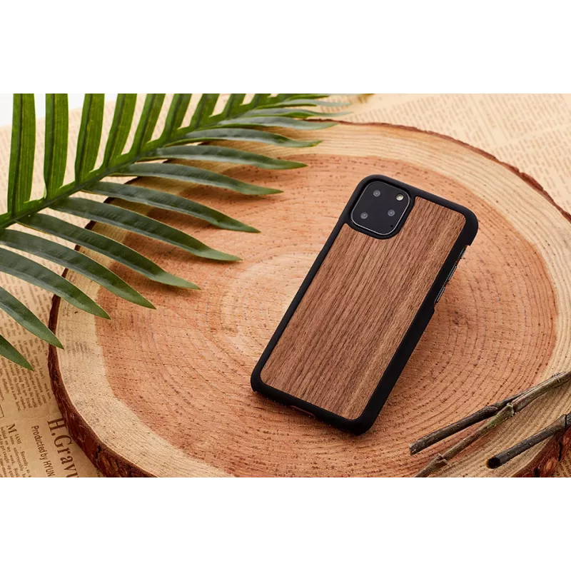 Custodia per smartphone Man and Wood per iPhone 11 Pro Max — noce nera, retro in legno, cornice protettiva